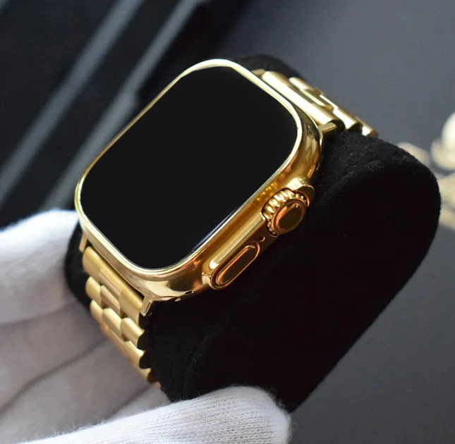 24K-GOLD-STRAP-APPLE-WATCH gold apple watch