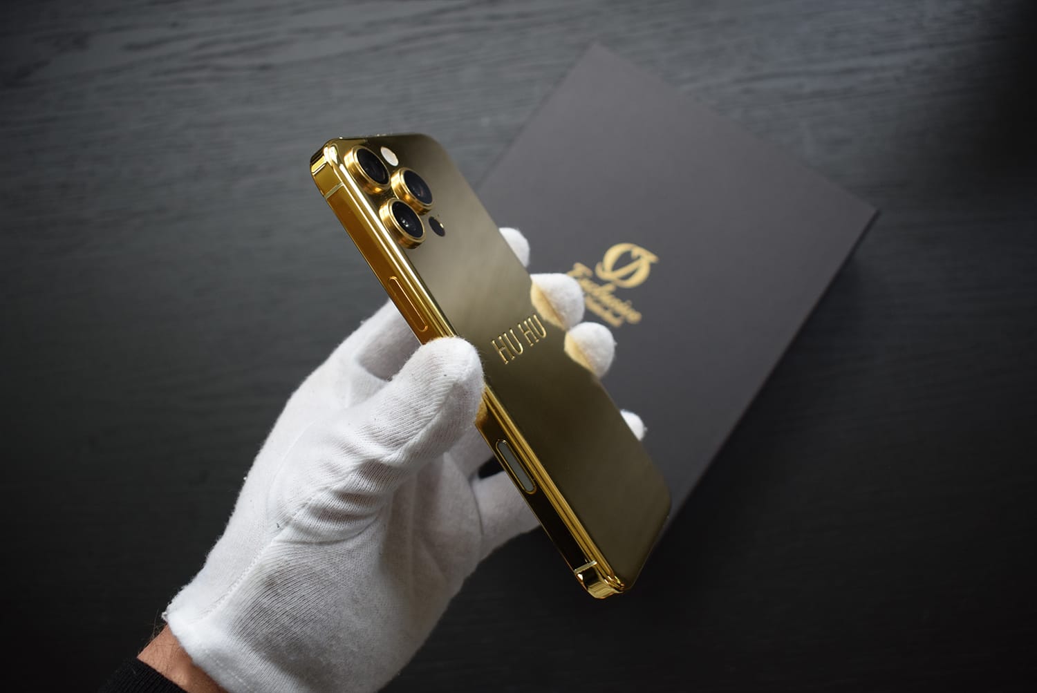 24k-gold-16-pro-max-3d-back luxury-case-crocodile phone