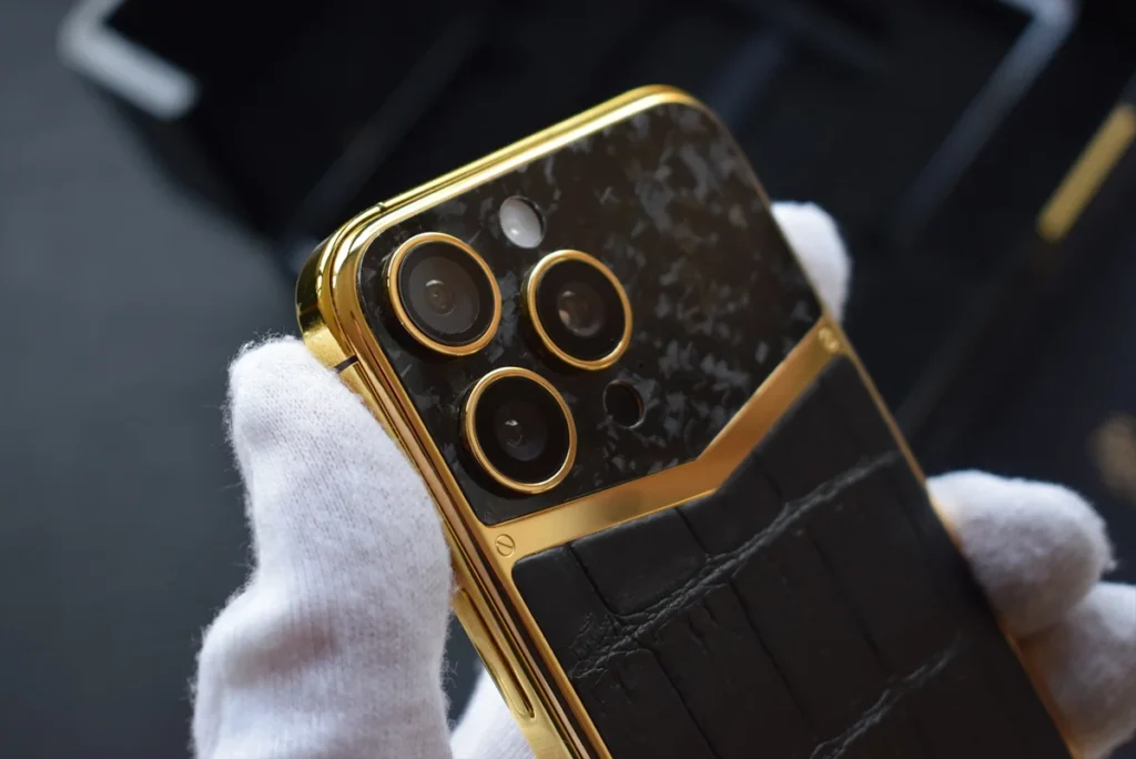 24k Gold 16 Pro Max geschmiedetes Carbon-Schwarz-Krokodil Oberseite