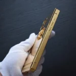 24K金钛金属iPhone手机壳 黑豹