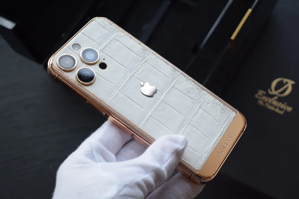 24k Rose Gold 16 Pro Max Himalaya Swarovski1