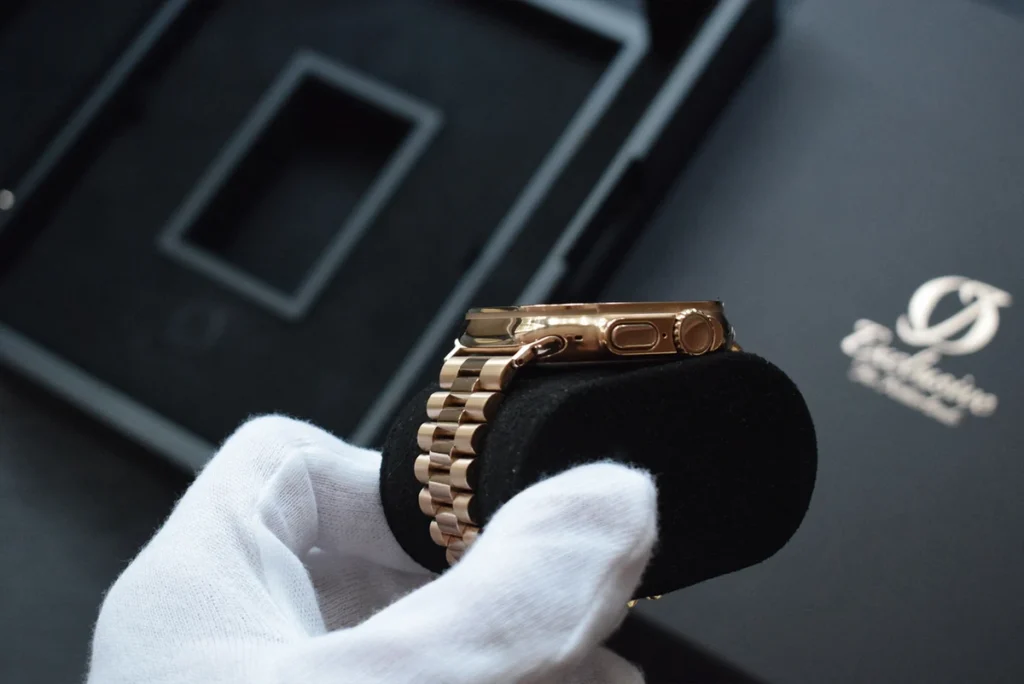 Apple Watch Ultra 3 en or rose 24 carats