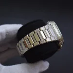 Apple Watch Ultra 2 en or blanc 24 carats gravée