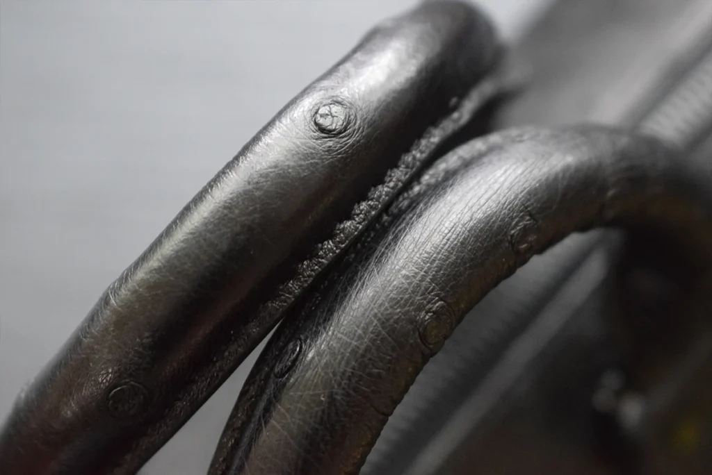 ALWAYS LATE DUFFLE OSTRICH HANDLE