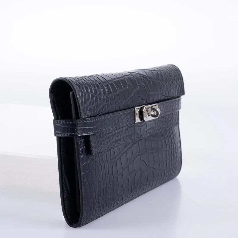 Blue Crocodile Long Wallet Kelly side