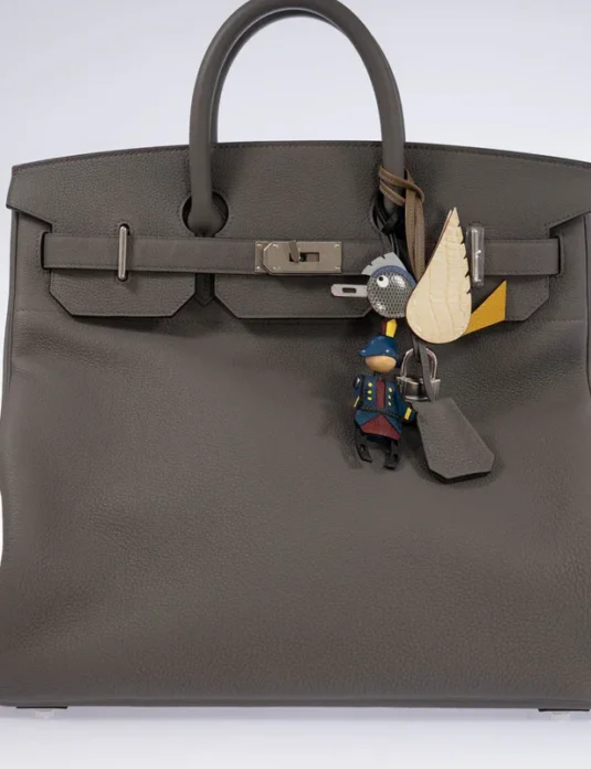 深灰色 Togo 手提包，Birkin 款式，40 厘米，钯金配件和皮革吊饰