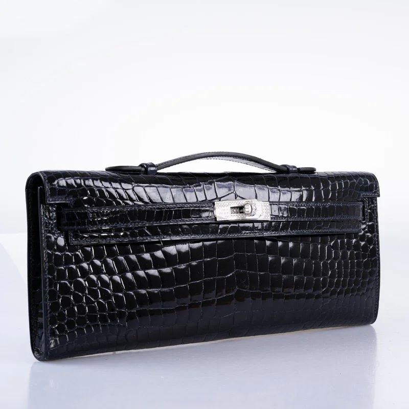 Dark blue Crocodile Clutch Kelly cut Diamonds side