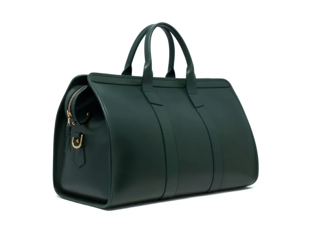 绿色皮革旅行包