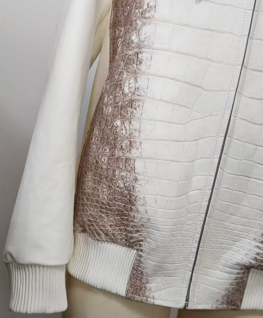 喜马拉雅鳄鱼皮夹克连帽衫 特写