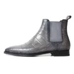 Stivali Chelsea grigi in pelle di coccodrillo, calzature di lusso realizzate a mano con pannelli laterali elasticizzati