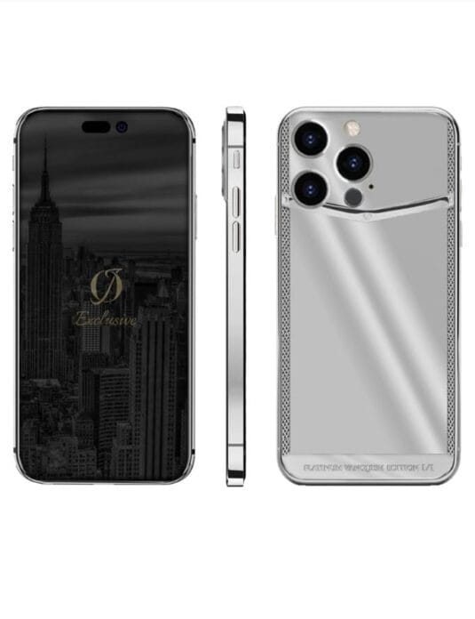 Silver Iphone 16 Pro Max Clou de Paris