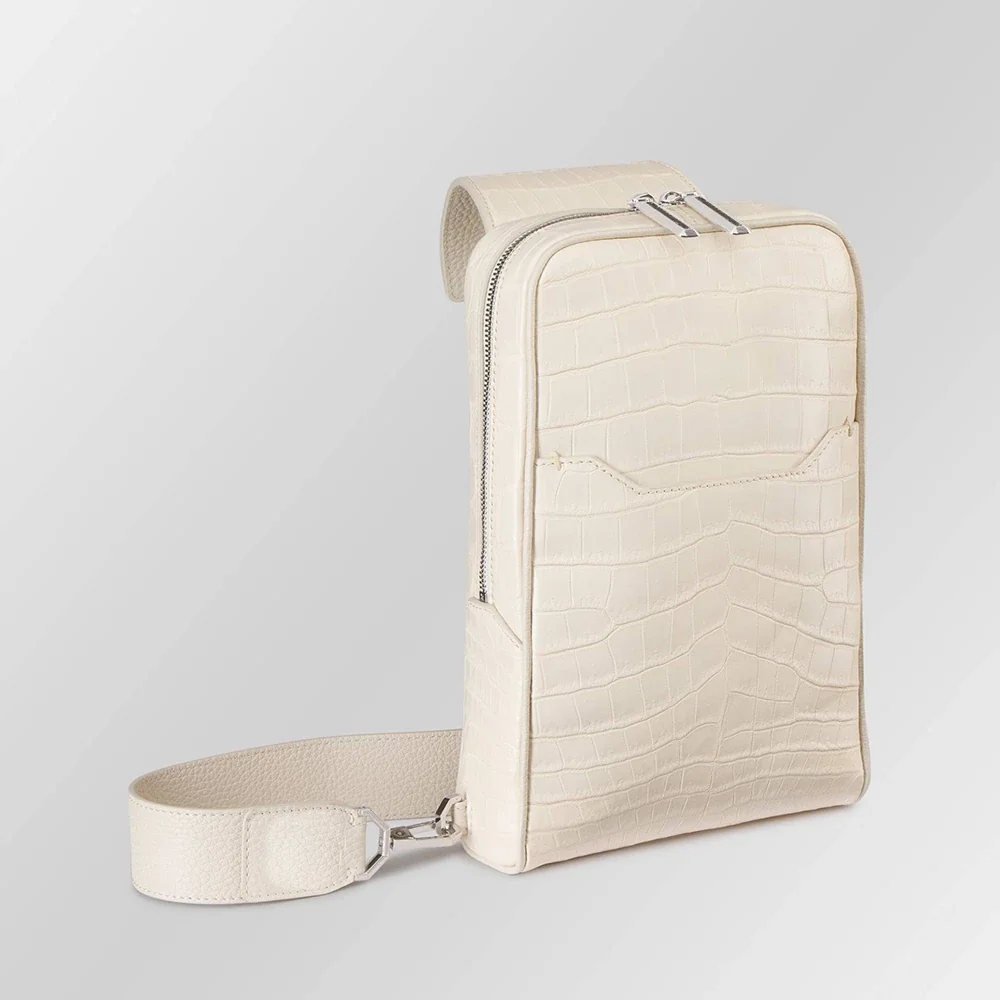 白色鳄鱼皮斜挎包 银色