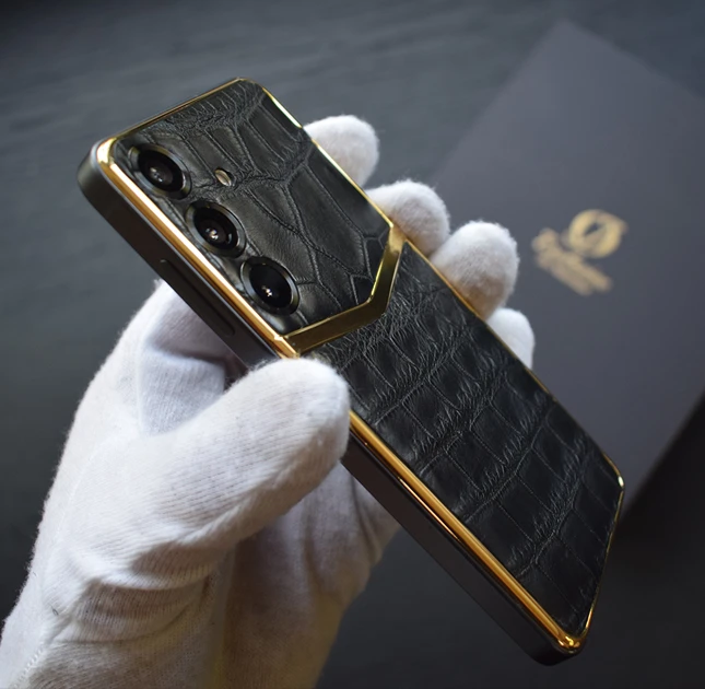 24-karätiges Gold Samsung S26