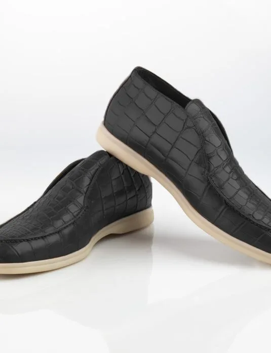 black crocodile open walk shoes