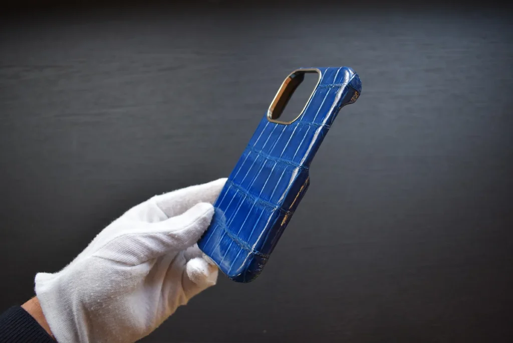 蓝色鳄鱼手机壳