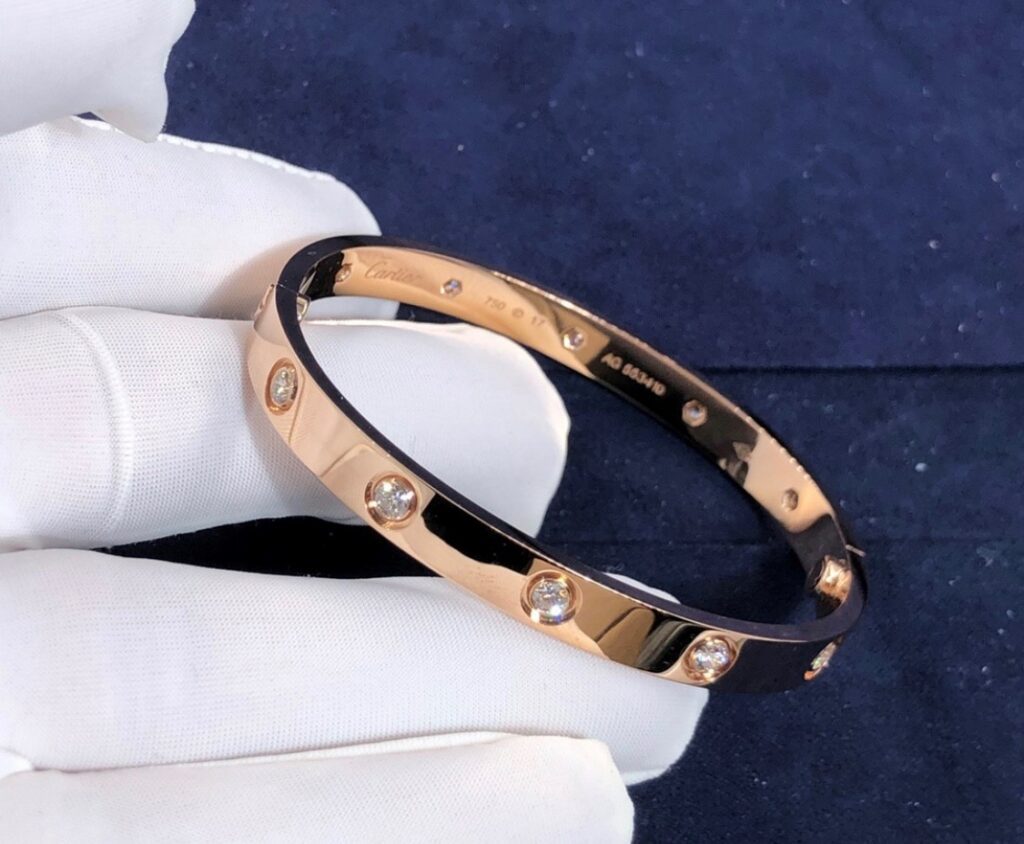 cartier 18k yellow gold and diamond love bracelet 10 side