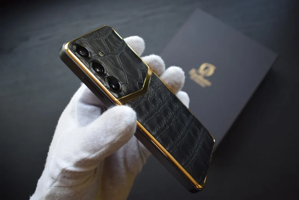 定制 24K 金三星 S25 鳄鱼皮