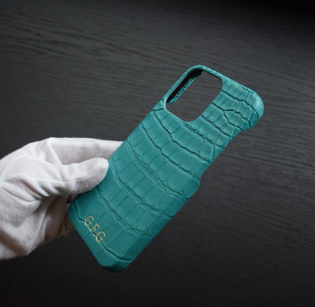حالة آيفون مخصصة من جلد التمساح