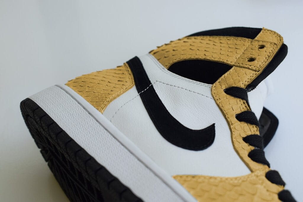 custom nike jordan yellow python side