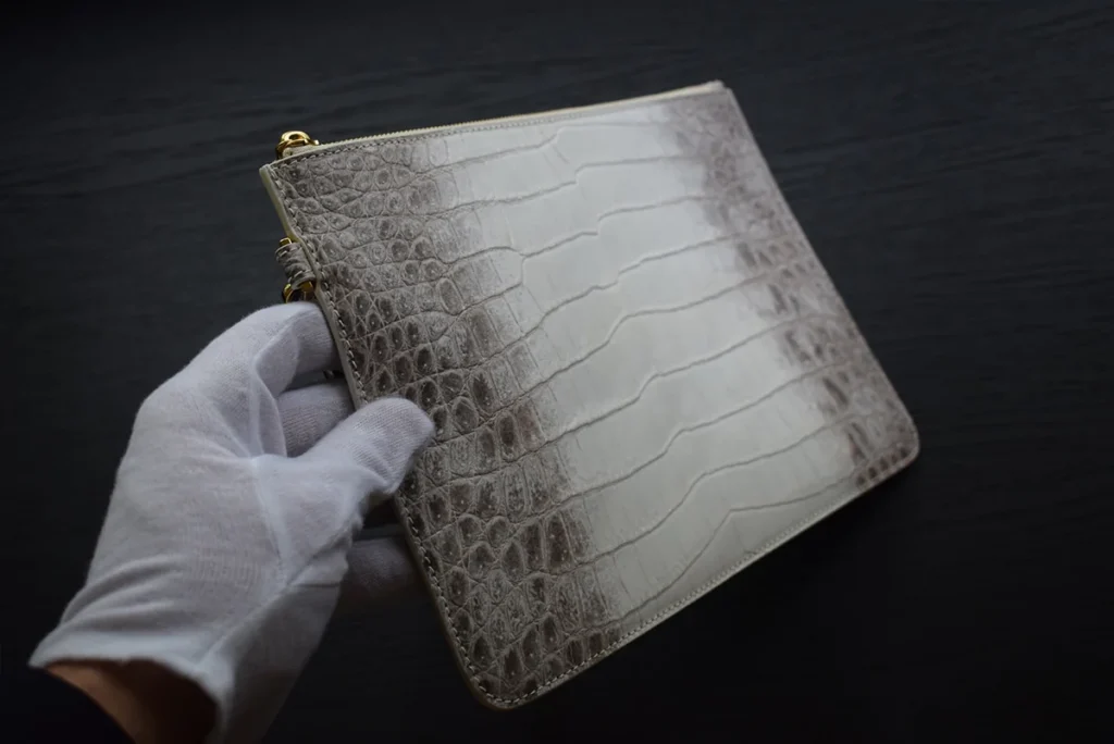 Sac à main en crocodile de l'Himalaya