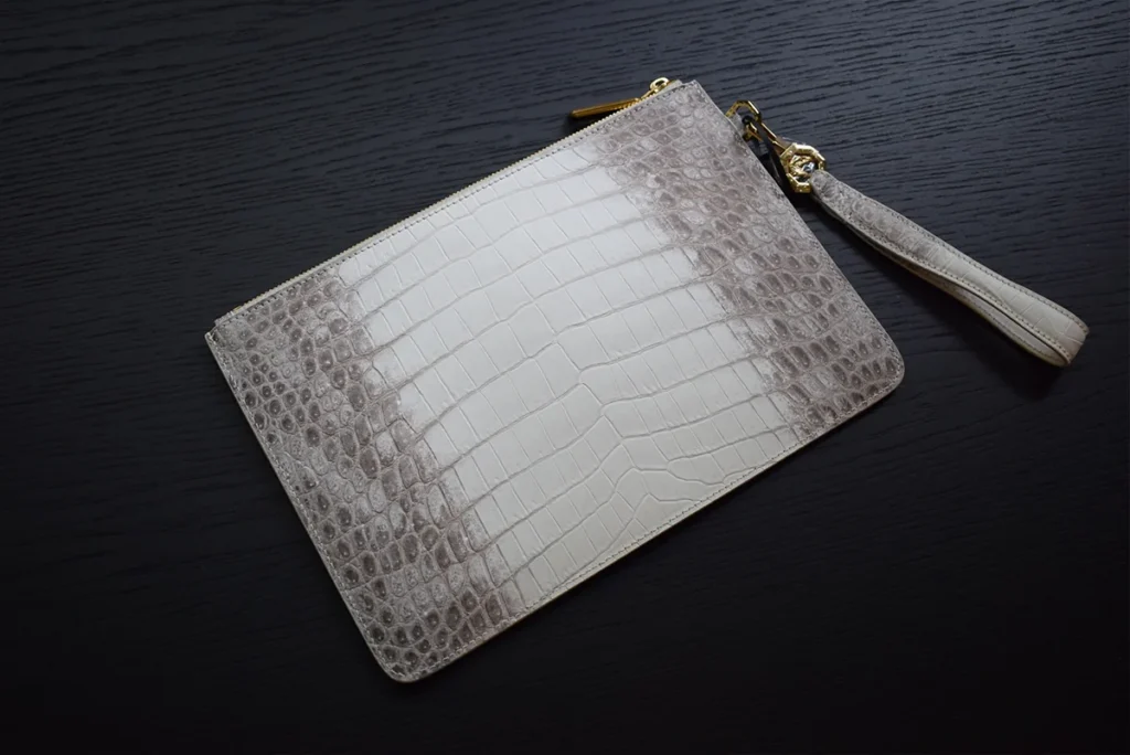 Porte-monnaie en crocodile de l'Himalaya arrière