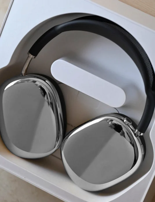 silver airpods max