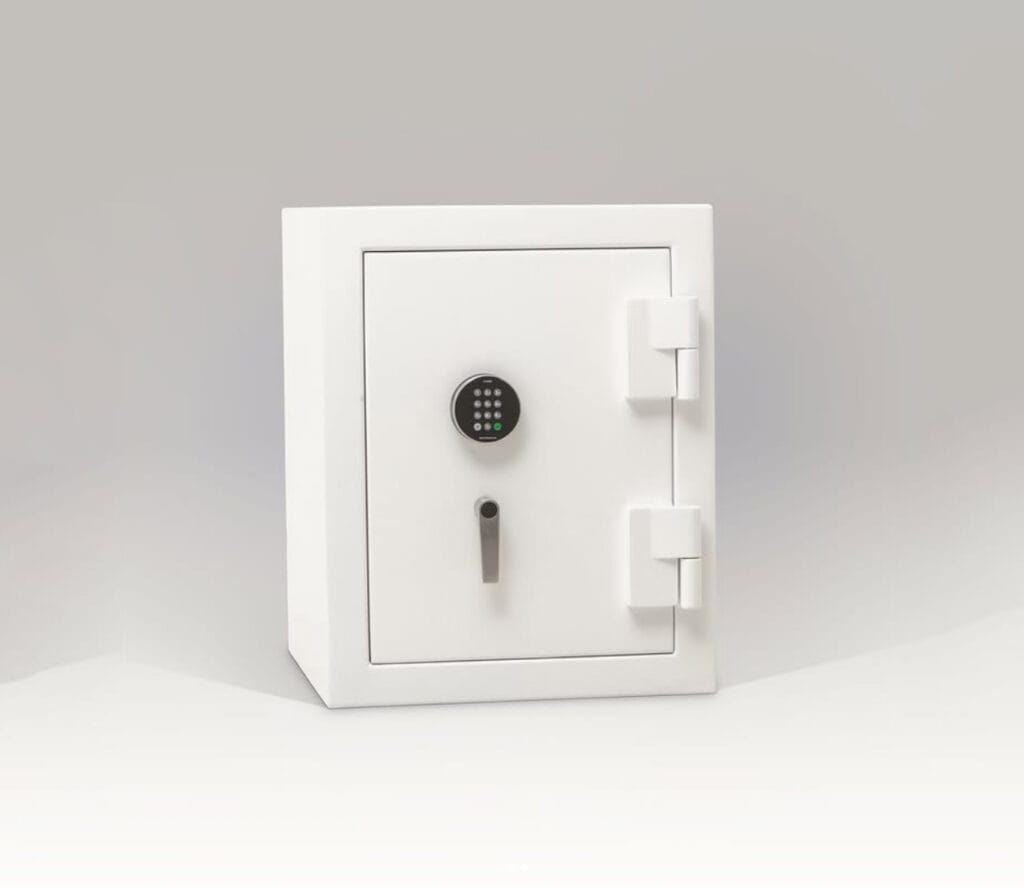 صغيرة بيضاء مجوهرات آمنة خارج